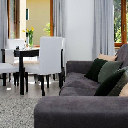 Joivy Cute 1-Bedroom Flat Next To Lake Como Buitenkant foto