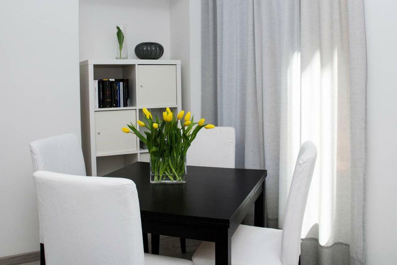 Joivy Cute 1-Bedroom Flat Next To Lake Como Buitenkant foto